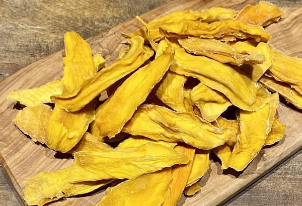 انبه خشک خلالی بسته‌ بندی بهداشتی و مقاوم برای نگهداری آسان